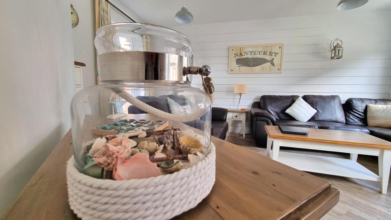 The Bay Filey - Corner Cottage エクステリア 写真